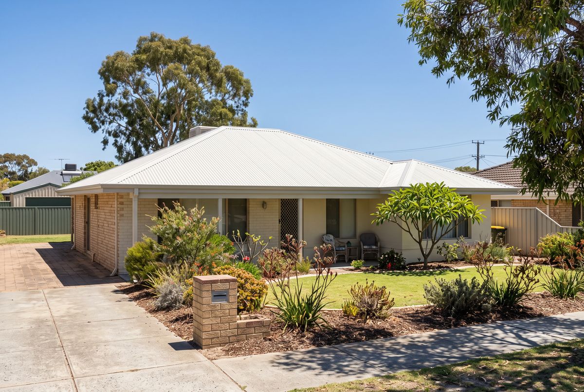 Perth home with a freshly painted light-coloured corrugated steel roof